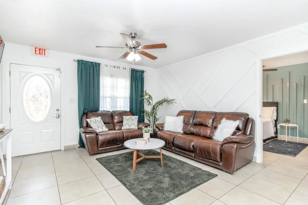 6 Bedroom Bucs Airport Mall Beach Wifi Tampa USA