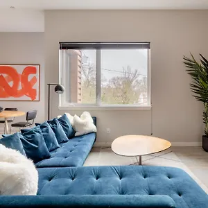 Retro Modern 2-bedroom With 90 Walkscore Holiday home Portland