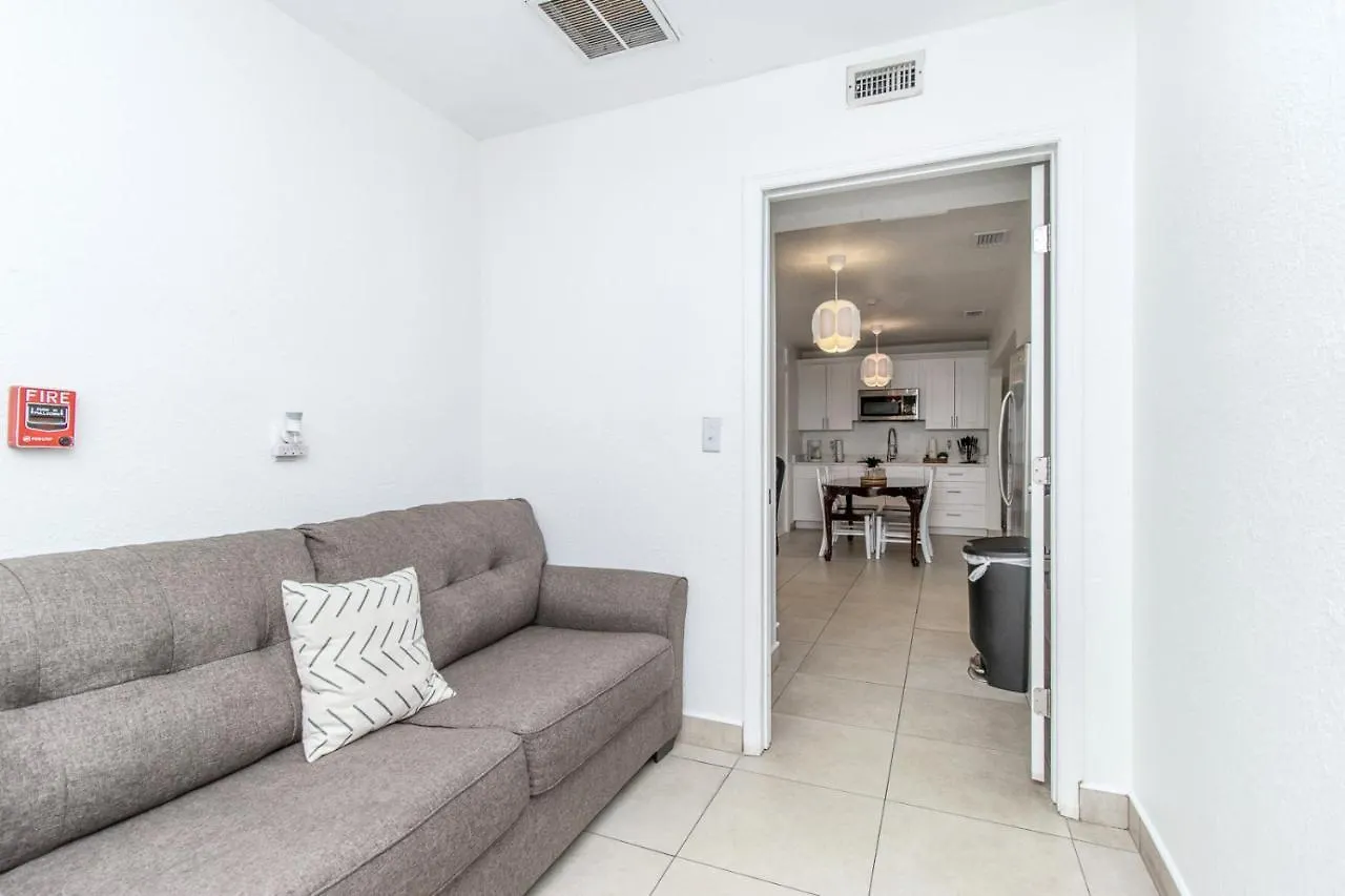 6 Bedroom Bucs Airport Mall Beach Wifi Tampa 0*,